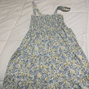 flowy floral dress w stretch on top